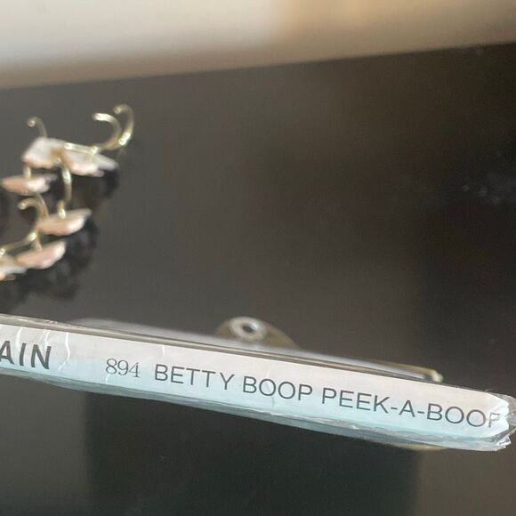 #894 Betty Boop Peek A Boo Vinyl Shower Curtain 70x72 Catalina 2003 Vintage - Picture 9 of 13